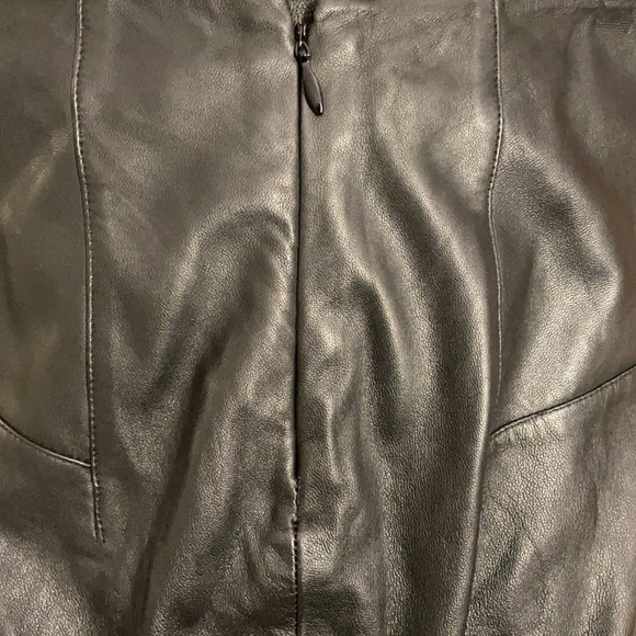 Marciano - High waisted Black leather skirt - size 4 - Picture 10 of 15